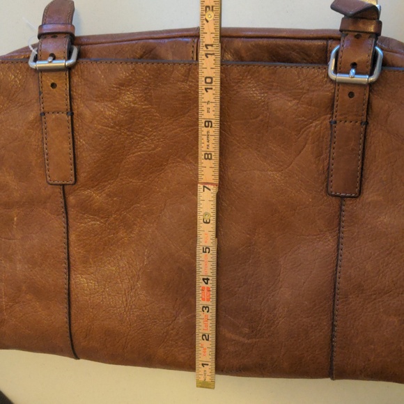 Fossil Heavy Strap Multi Pocket Flap Messenger Bag - Picture 15 of 16